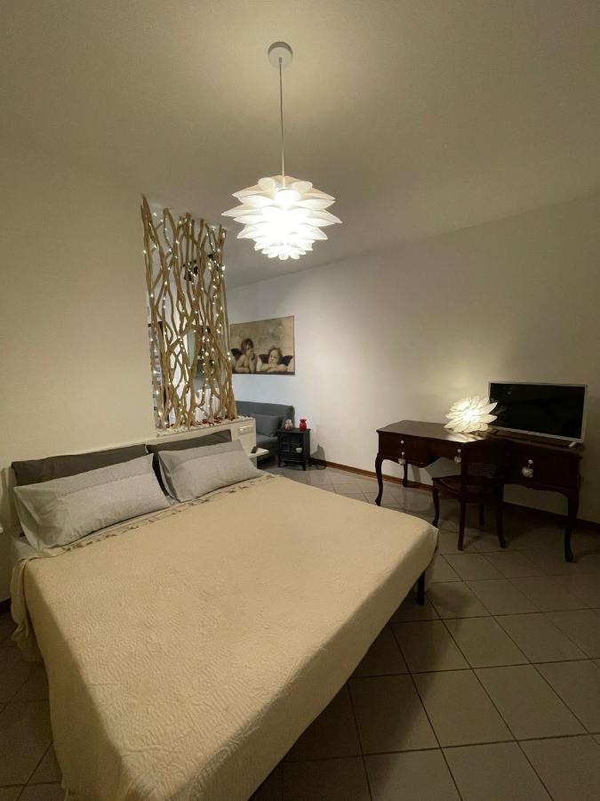 Apartment "La Balotta" Bologna Bagian luar foto
